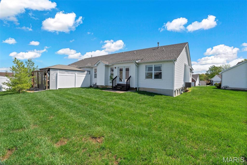 4817 Misty Wood Court Property Photo 3
