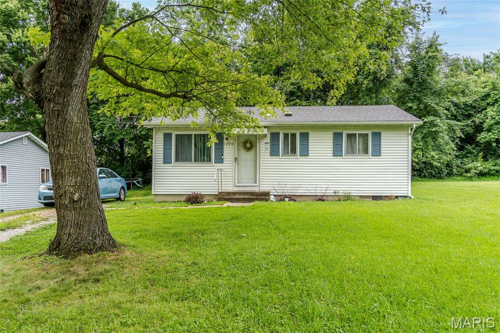 1290 Casey Avenue Property Photo 2