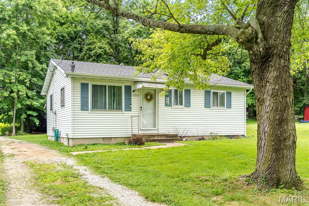 1290 Casey Avenue Property Photo 3