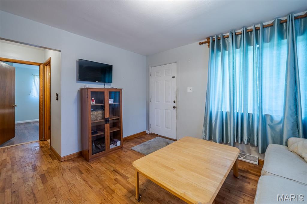 1290 Casey Avenue Property Photo 6
