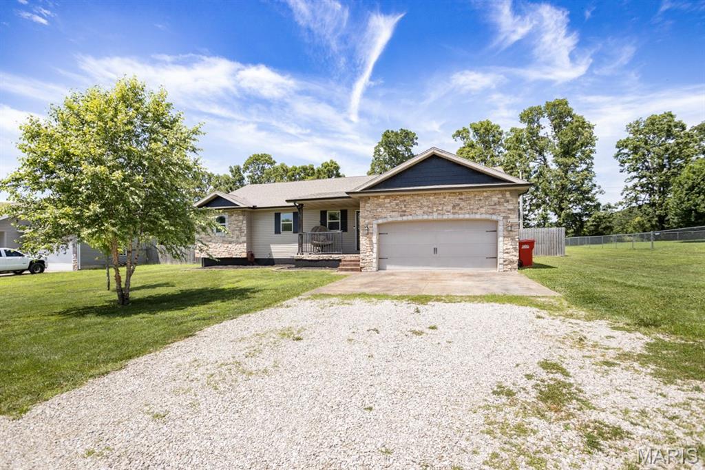 106 Sweet Valley Circle Property Photo 1