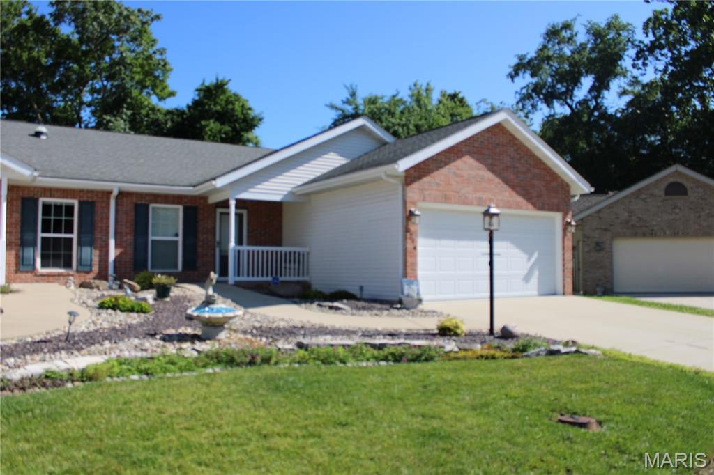 3214 E Leverett Court Property Photo 4