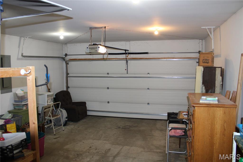 3214 E Leverett Court Property Photo 34