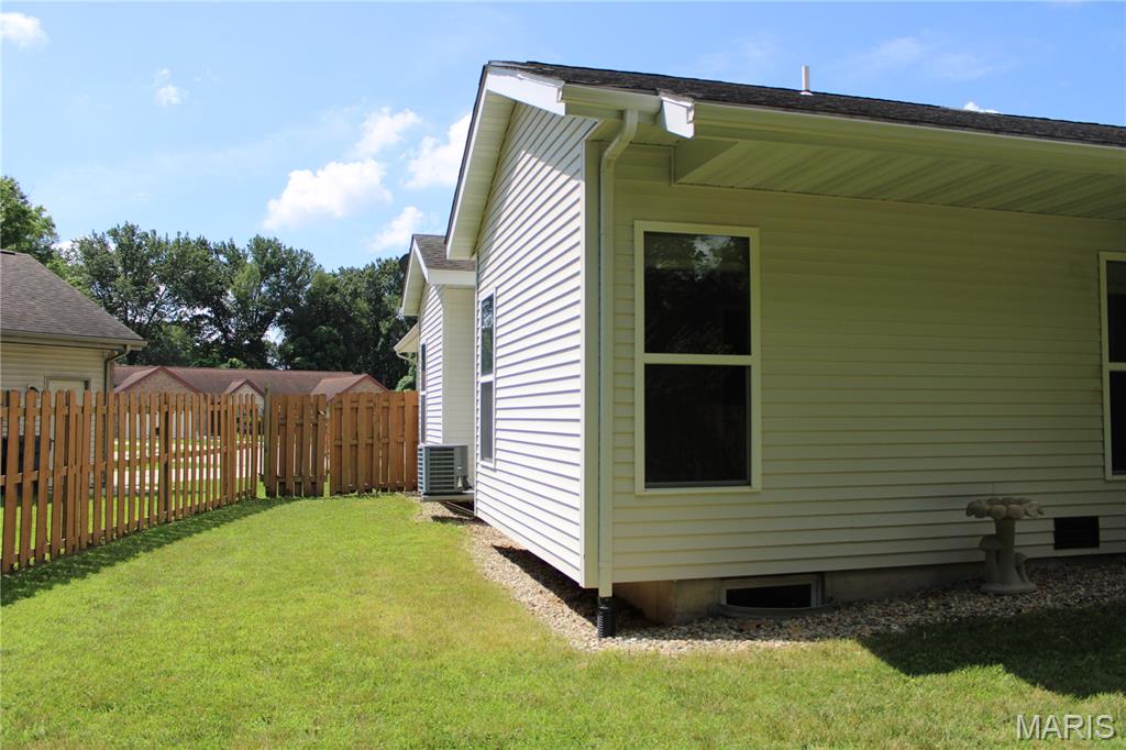 3214 E Leverett Court Property Photo 41