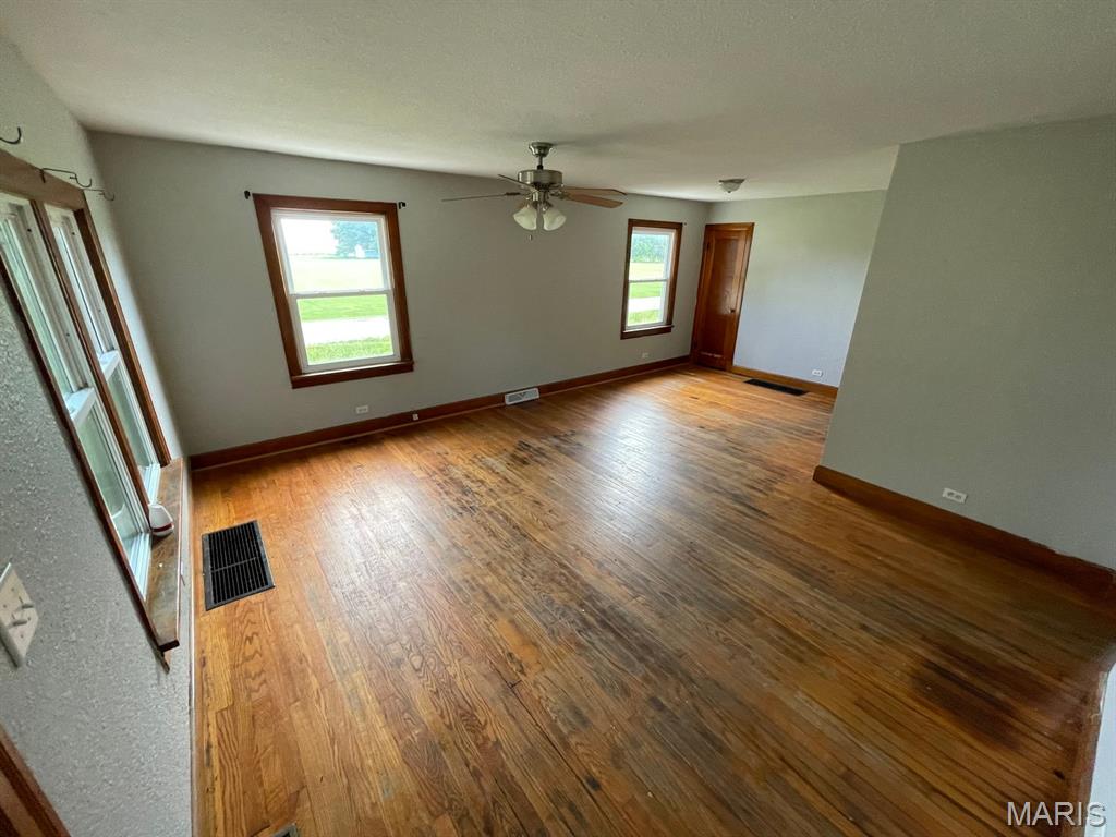 3062 Foote Street Property Photo 6