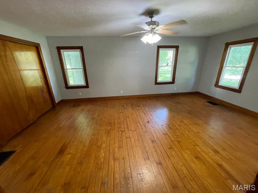 3062 Foote Street Property Photo 11
