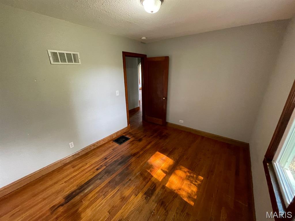 3062 Foote Street Property Photo 14
