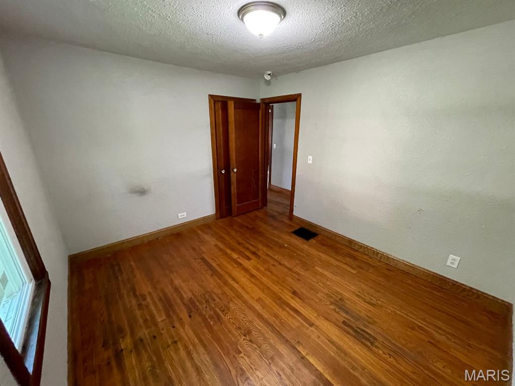 3062 Foote Street Property Photo 16