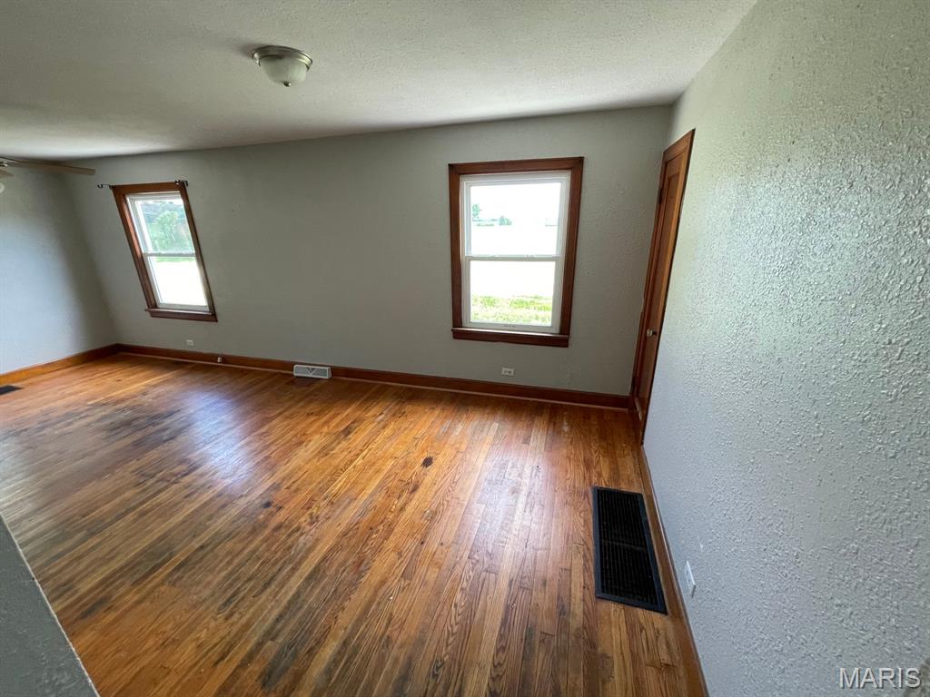 3062 Foote Street Property Photo 18