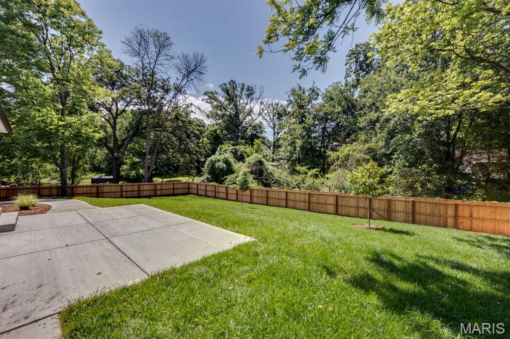 224 Oak Tree Drive Property Photo 6