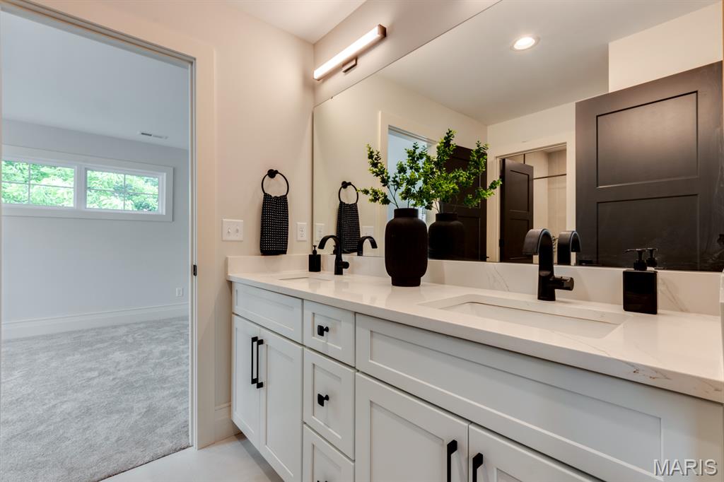224 Oak Tree Drive Property Photo 35