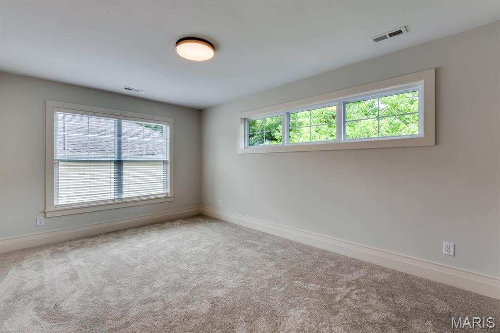 224 Oak Tree Drive Property Photo 36