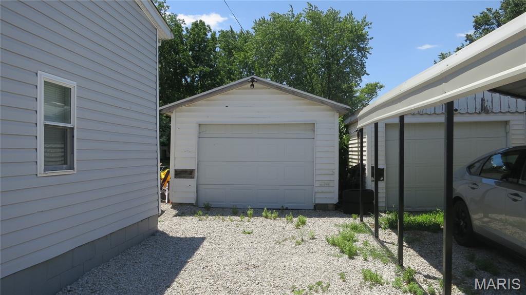 110 Benton Street Property Photo 5