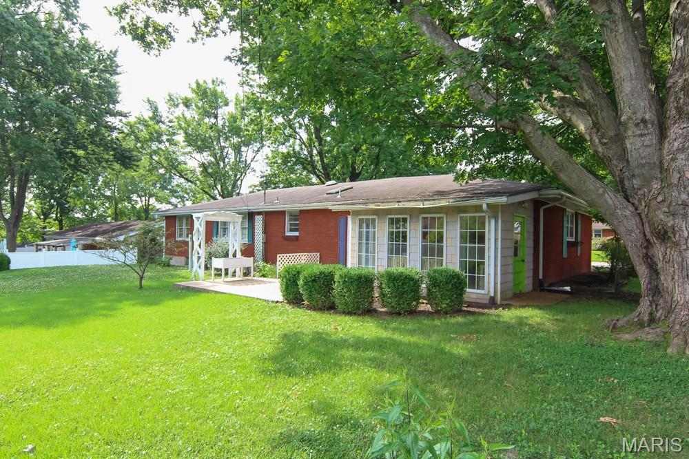2518 Ford Drive Property Photo 3