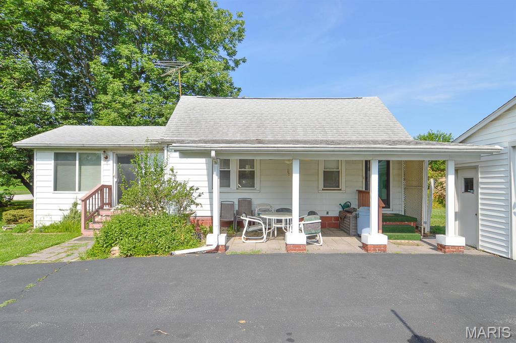 115 Sterling Property Photo 7