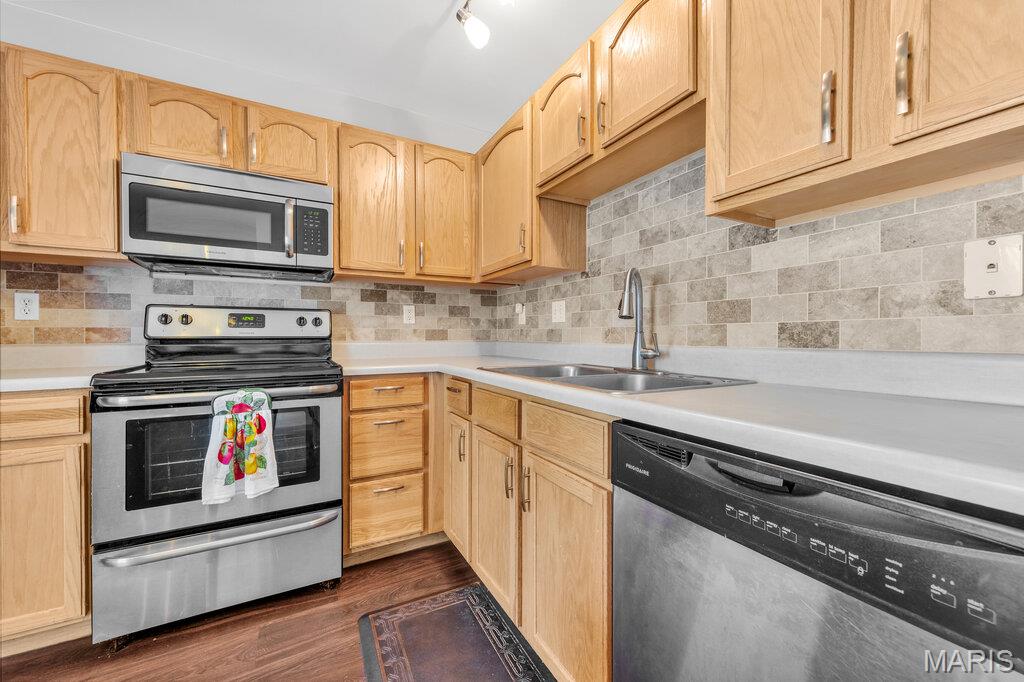409 Moreau Terrace Property Photo 11