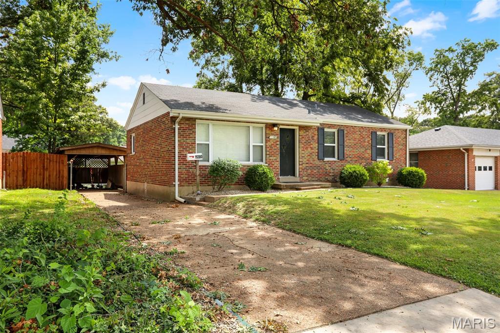 11380 Manchester Road Property Photo 2