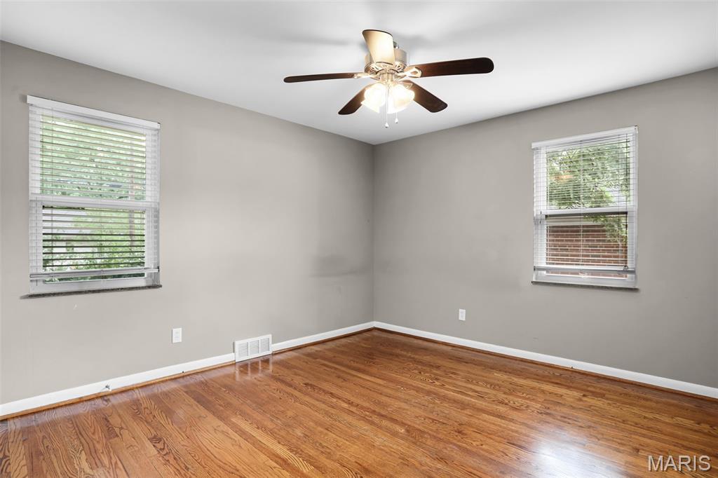 11380 Manchester Road Property Photo 8