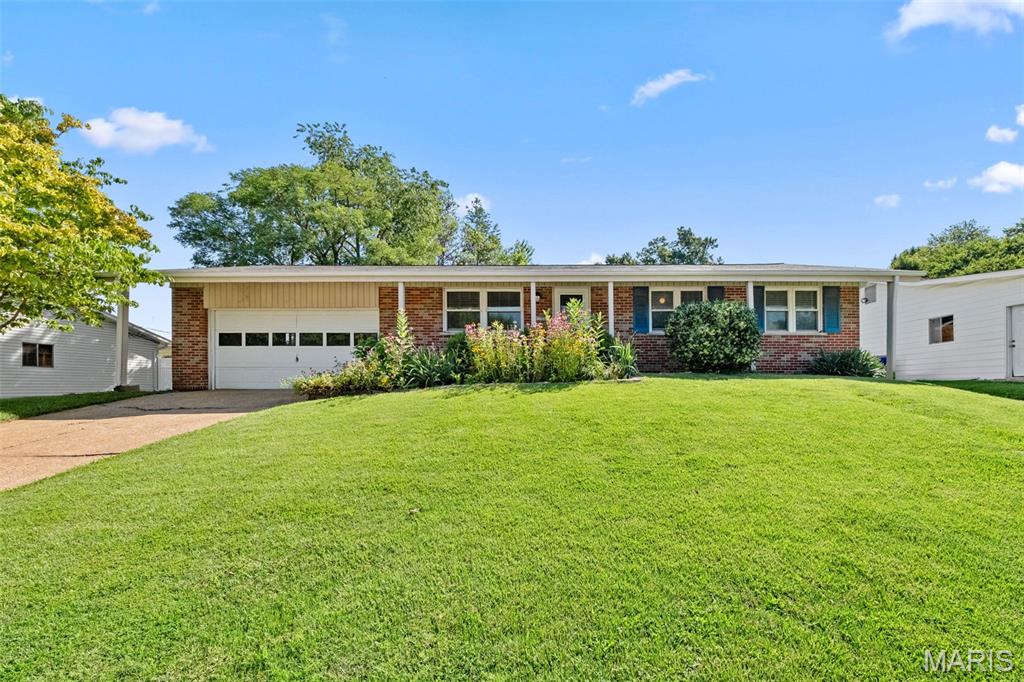 11767 Benedetta Drive Property Photo 1