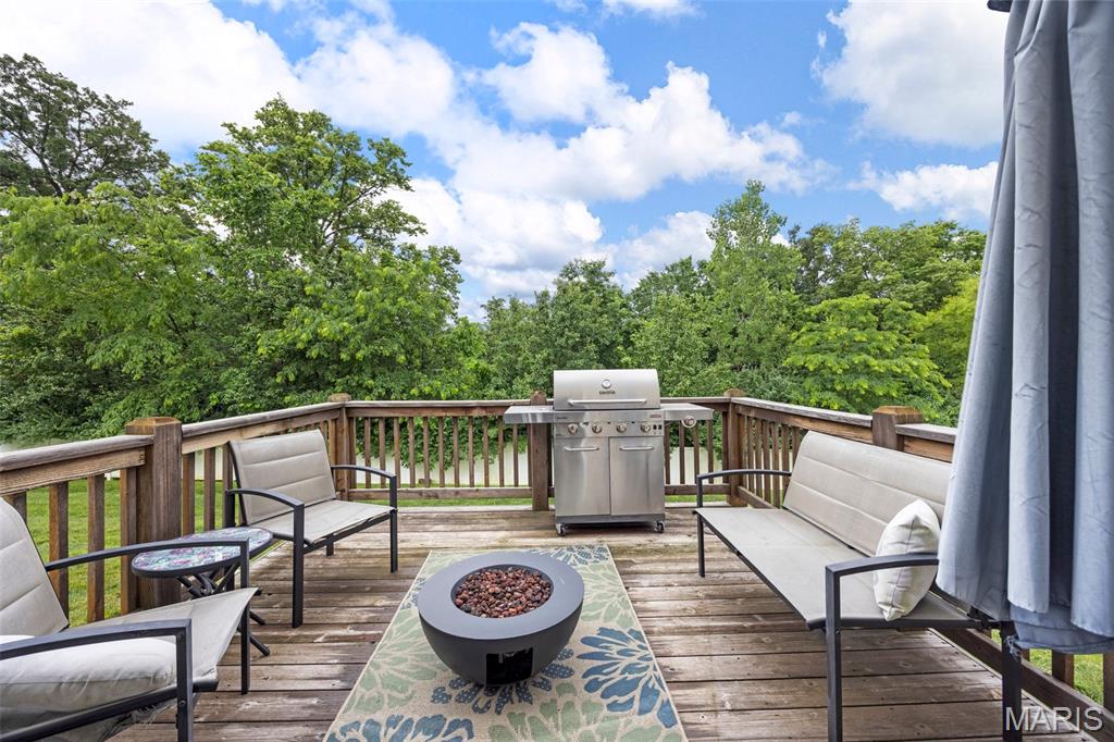 728 English Ivy Property Photo 6