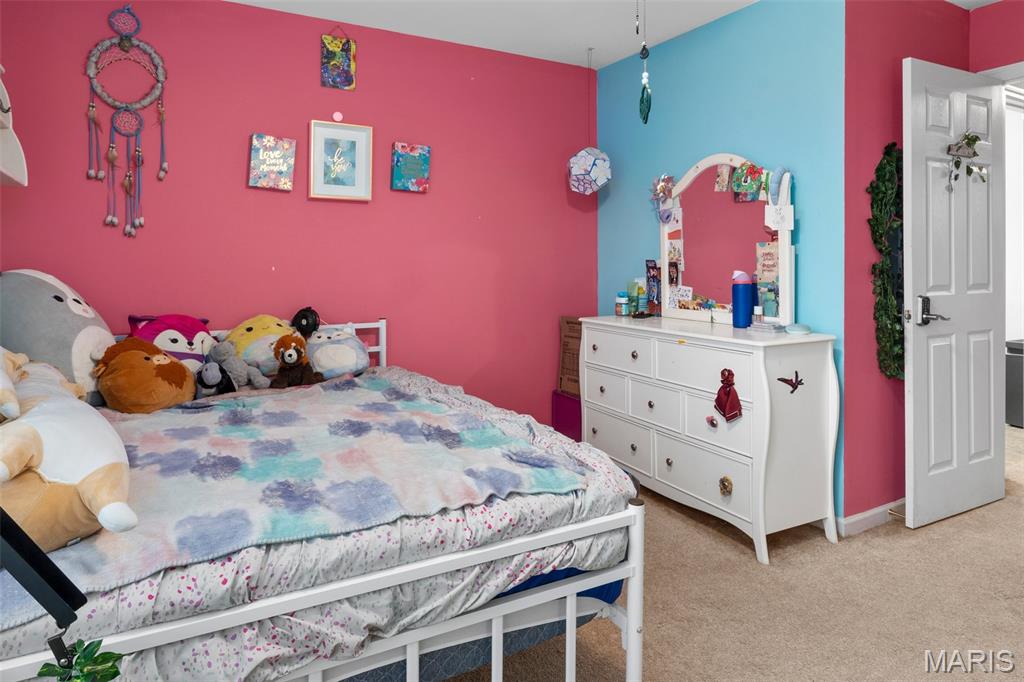 728 English Ivy Property Photo 12