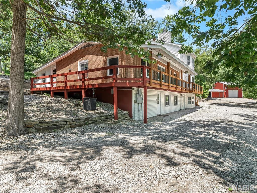 2503 Highway F Property Photo 4