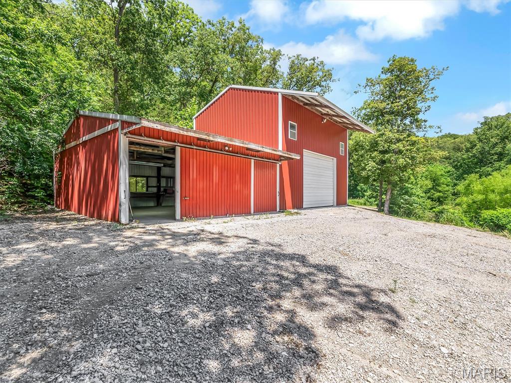 2503 Highway F Property Photo 7