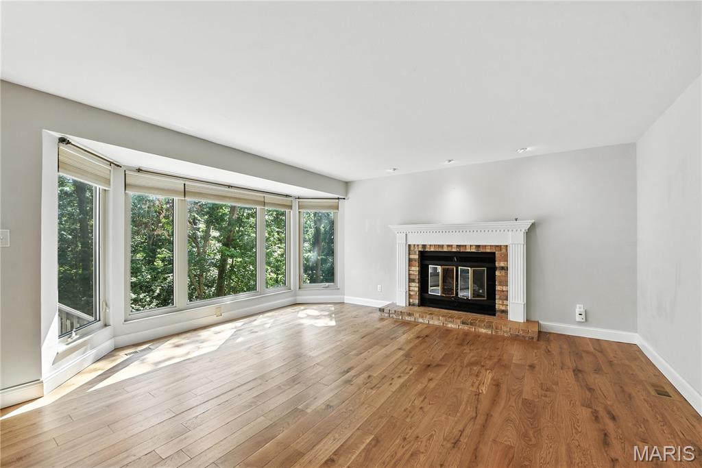 2863 Spring Water Drive Property Photo 4
