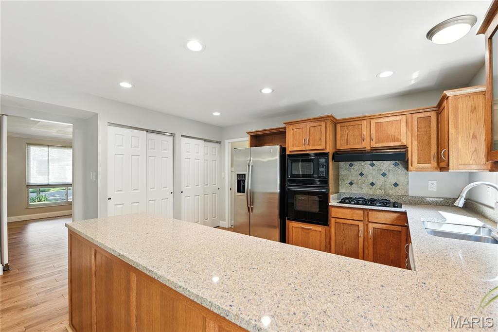 2863 Spring Water Drive Property Photo 8