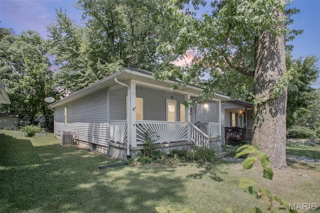 505 Stowell Avenue Property Photo 3
