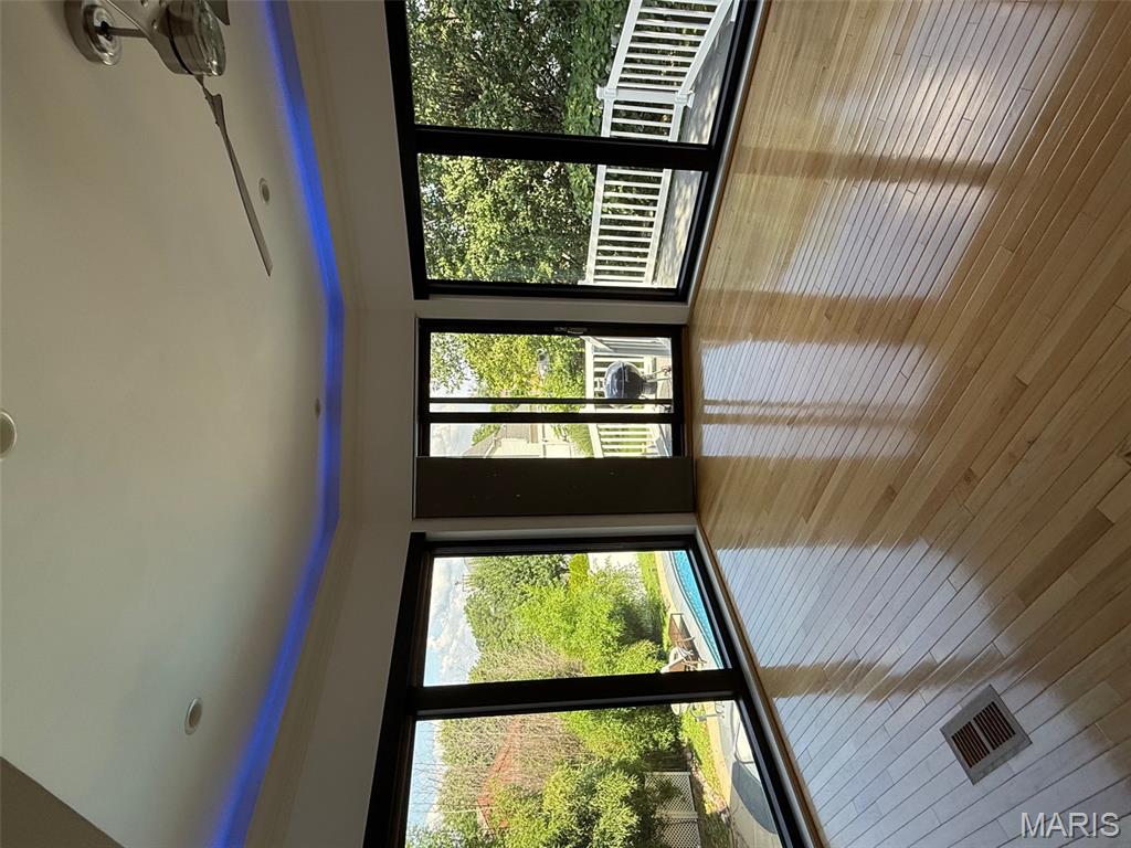 11017 Sandistan Drive Property Photo 10