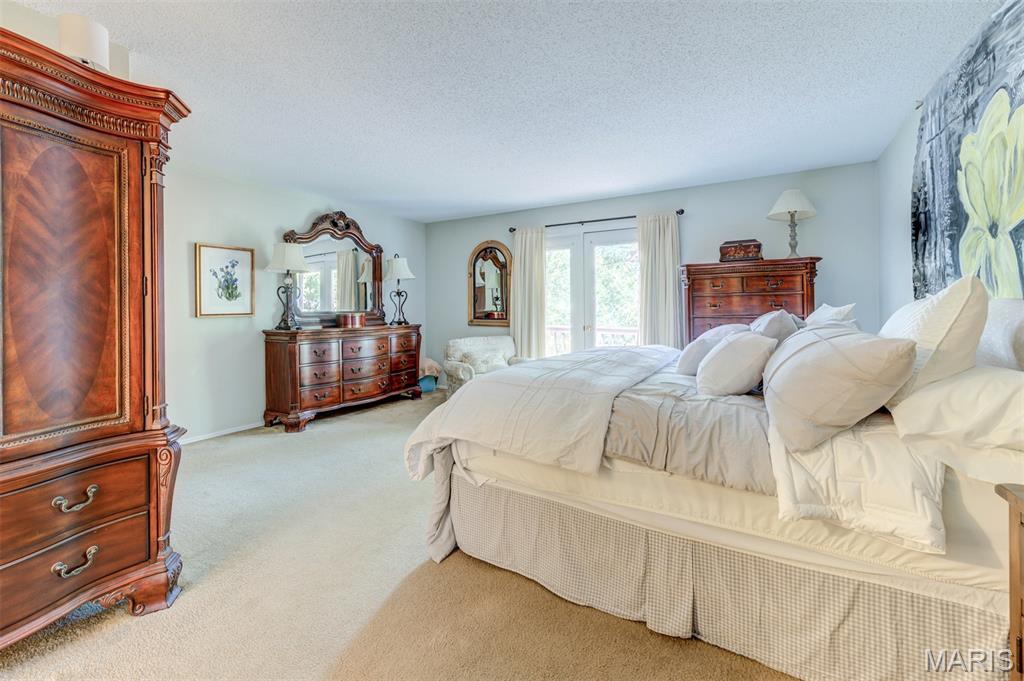 2211 Viewroyal Drive Property Photo 32