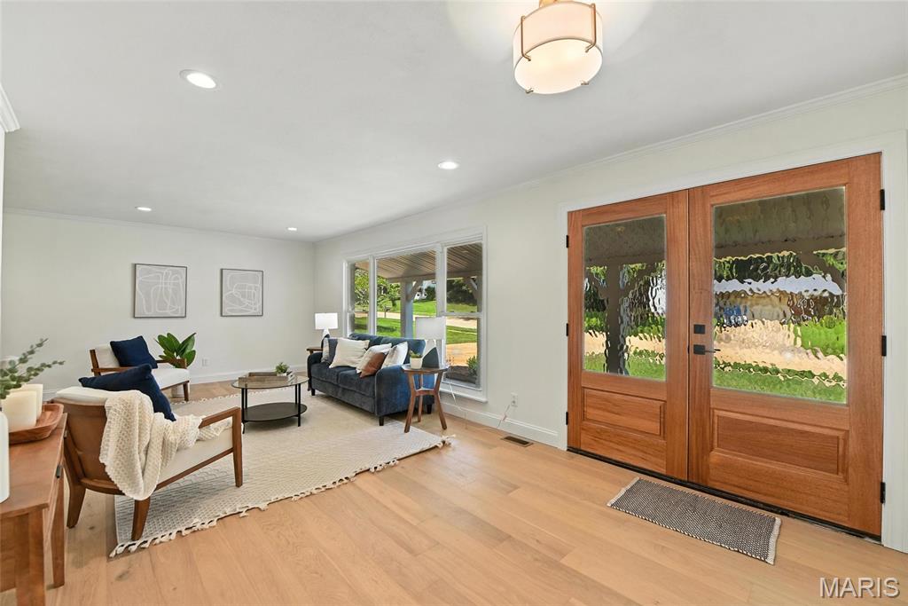 15282 Springrun Drive Property Photo 3