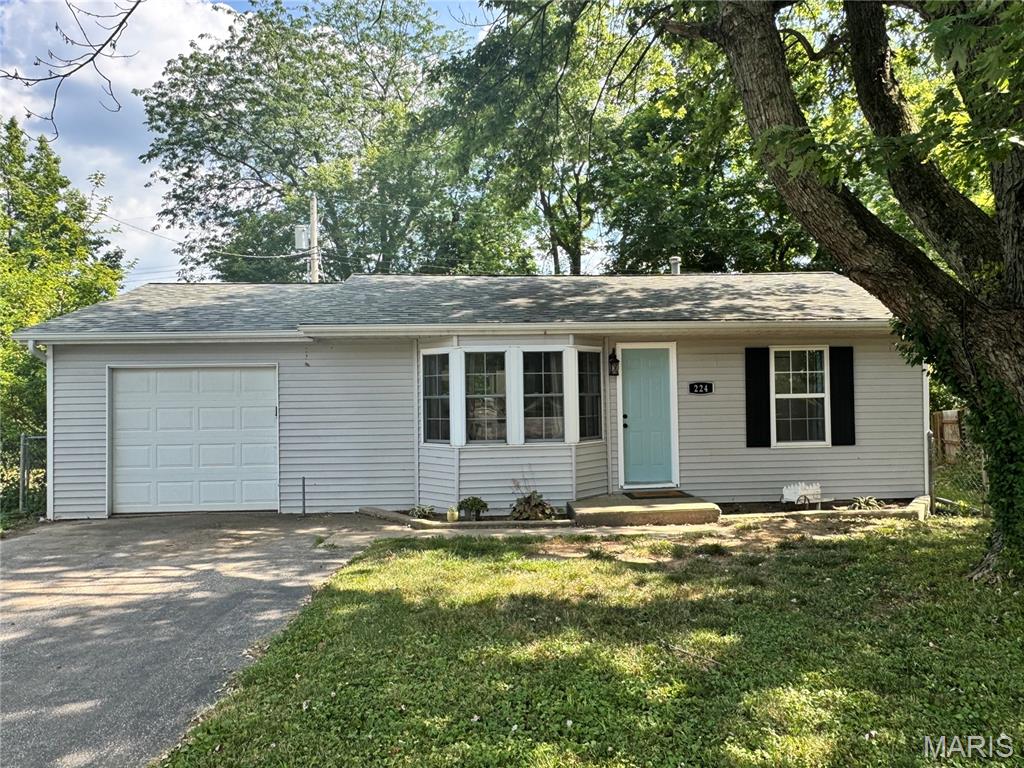 224 Lucinda Drive Property Photo 1
