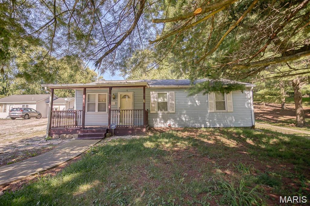 6511 Old Saint Louis Road Property Photo 1