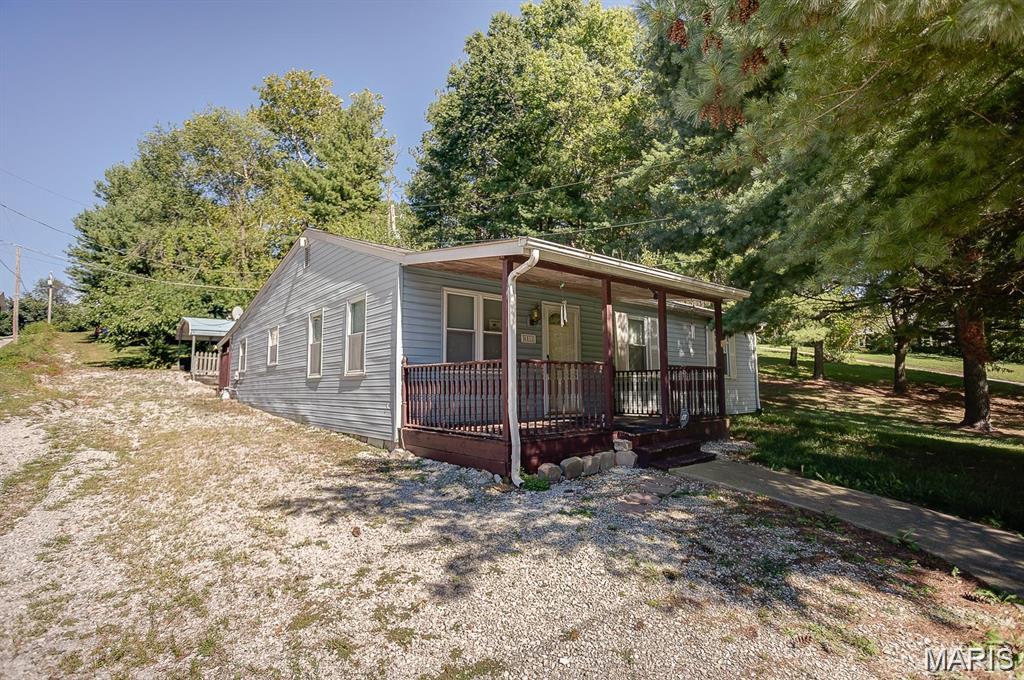 6511 Old Saint Louis Road Property Photo 2