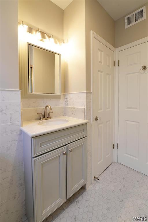 6607 Clayton Road 2e Property Photo 23