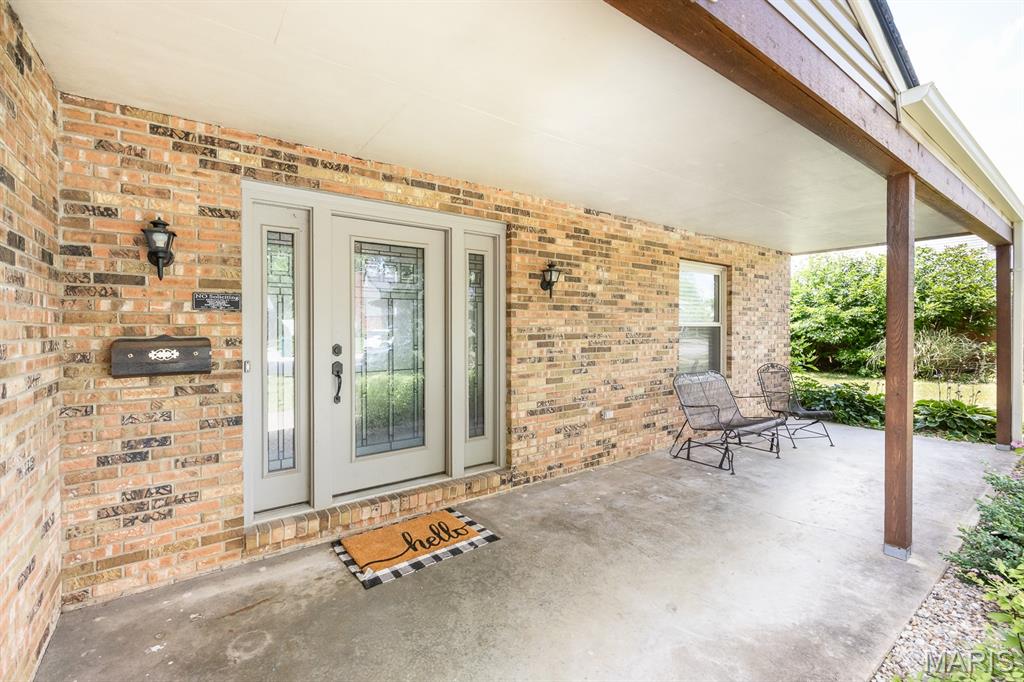 813 Reiss Road Property Photo 3
