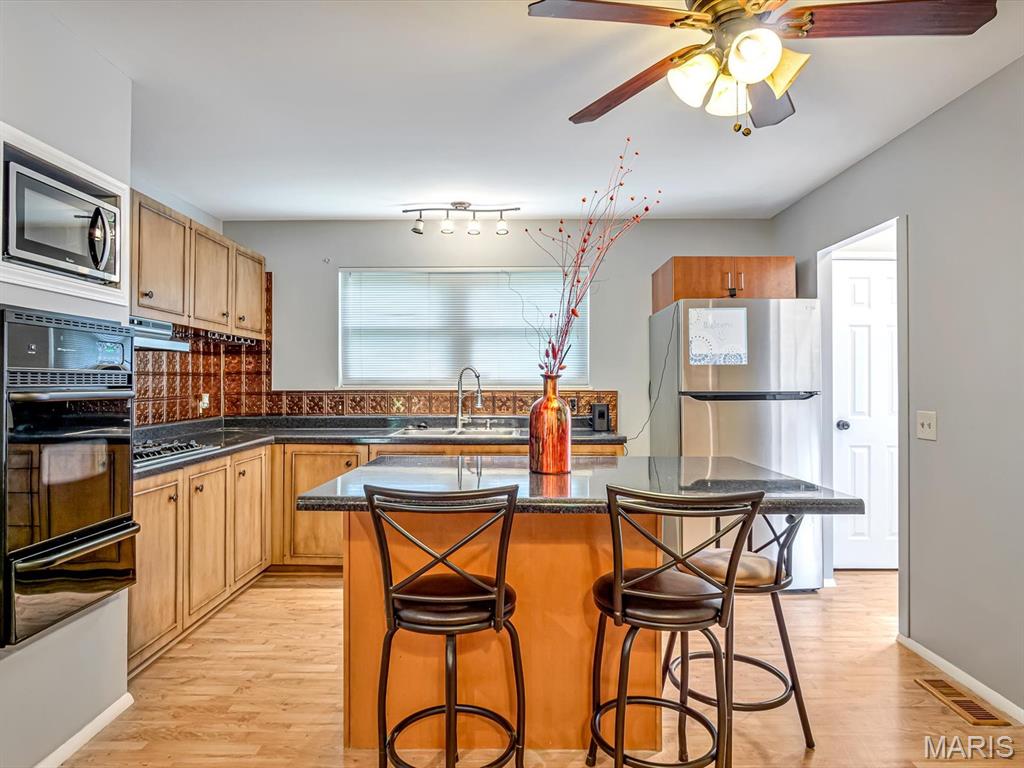 2810 Devonshire Drive Property Photo 6