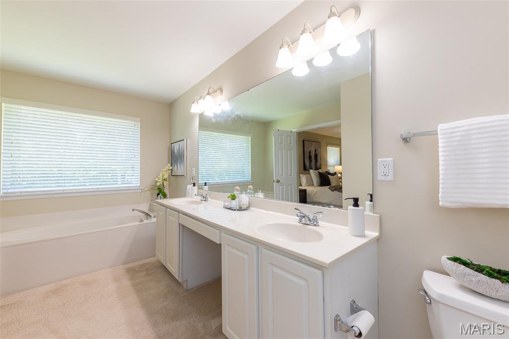 602 Whispering Willows Court Property Photo 44