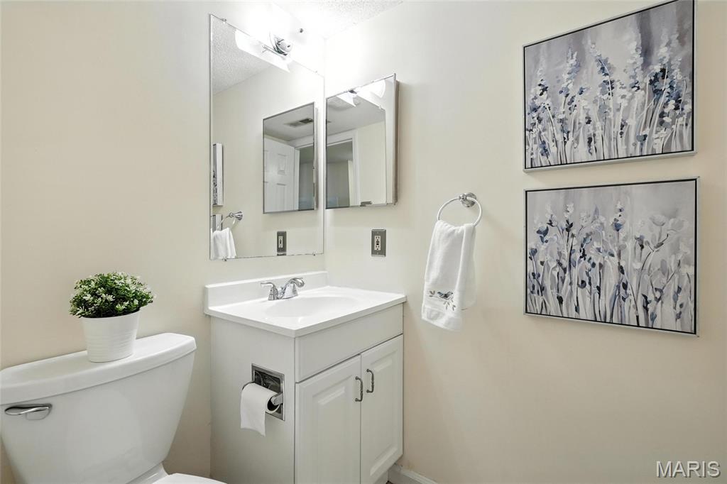 8983 S Swan Circle Property Photo 18