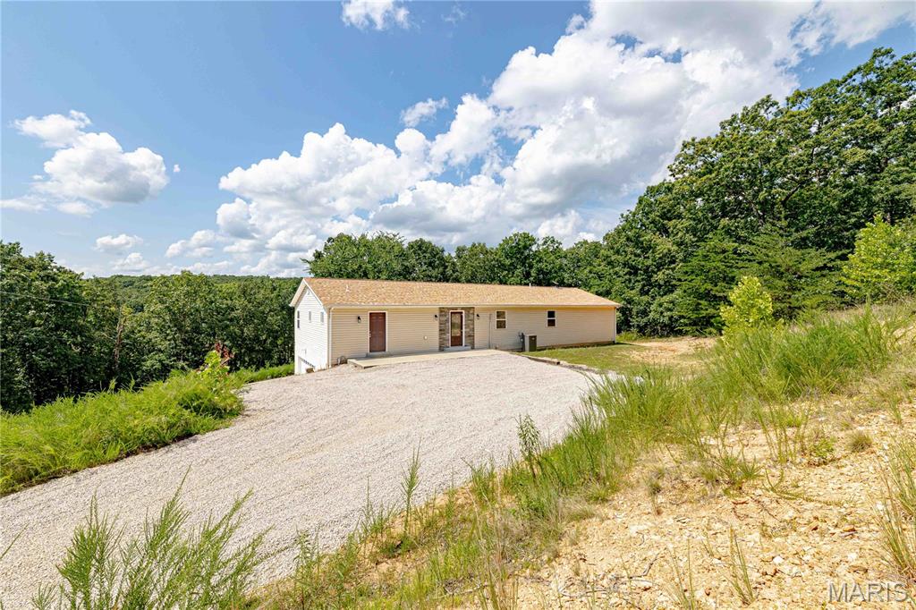 2229 Highway D Property Photo 1