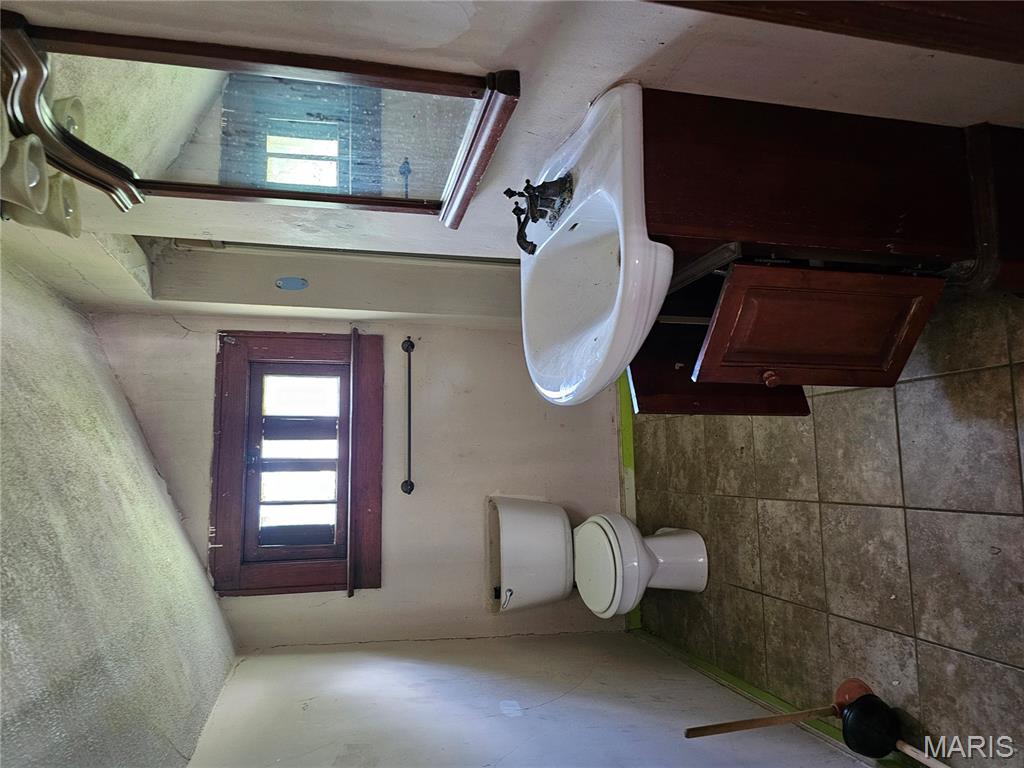 320 S Park Street Property Photo 15