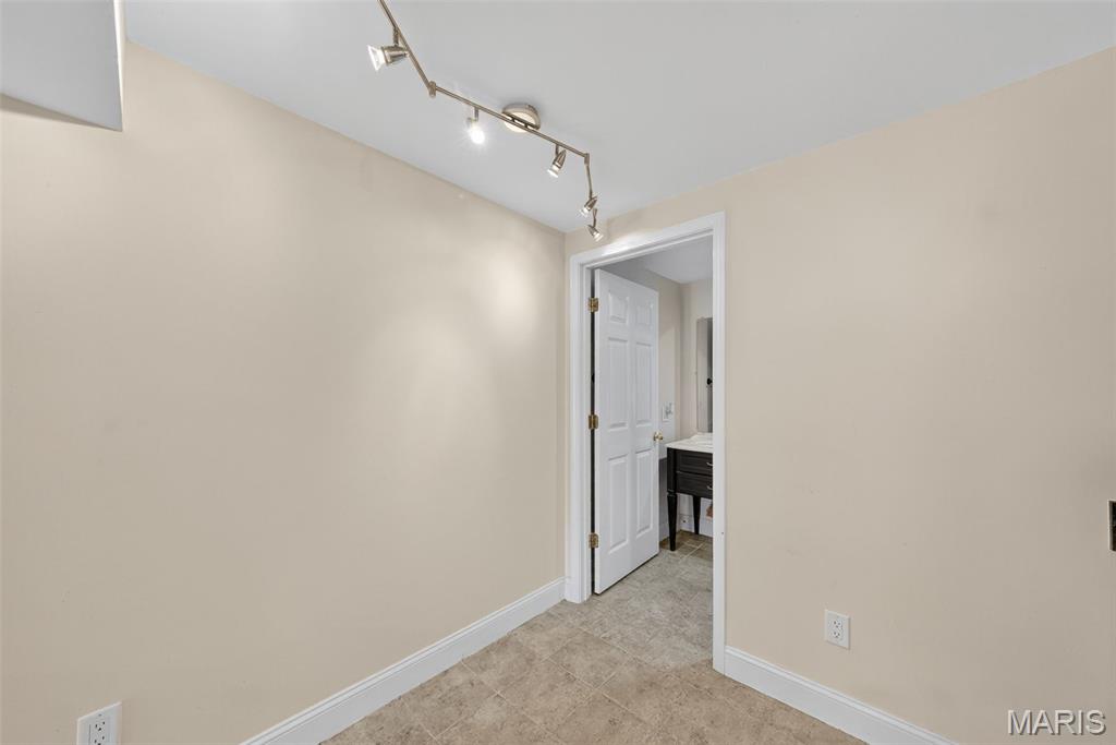 2097 Farris County Road Property Photo 34
