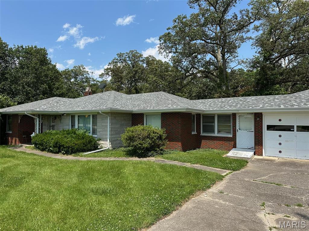 5506 Quercus Grove Road Property Photo 1