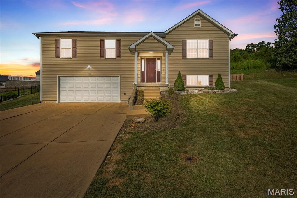 112 Killarney Court Property Photo 1