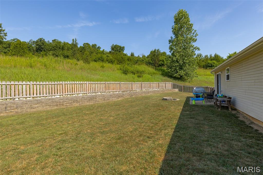 112 Killarney Court Property Photo 9