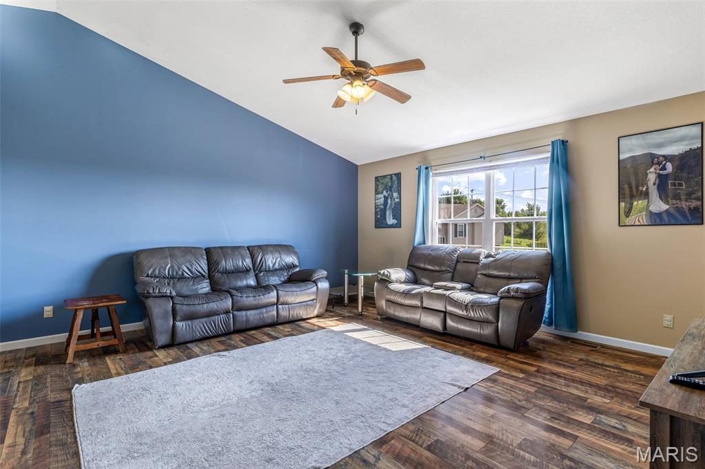 112 Killarney Court Property Photo 20