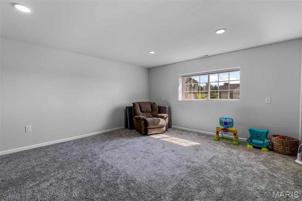 112 Killarney Court Property Photo 43
