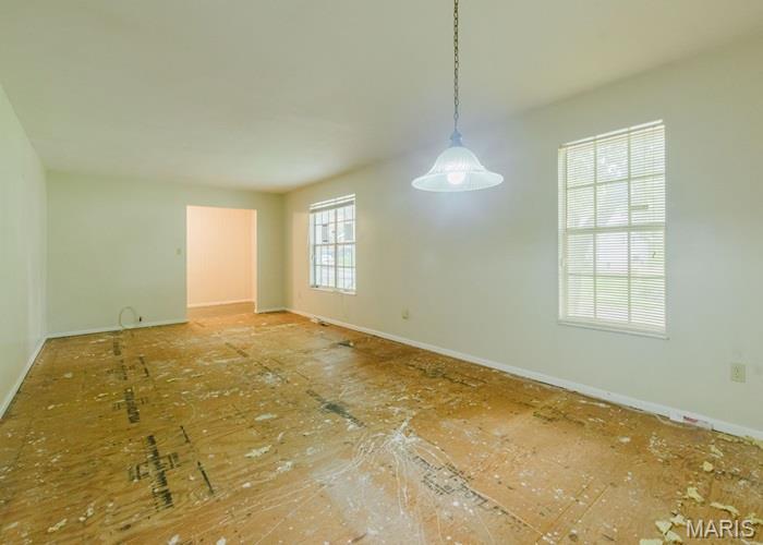1921 Lakeheights Lane Property Photo 5